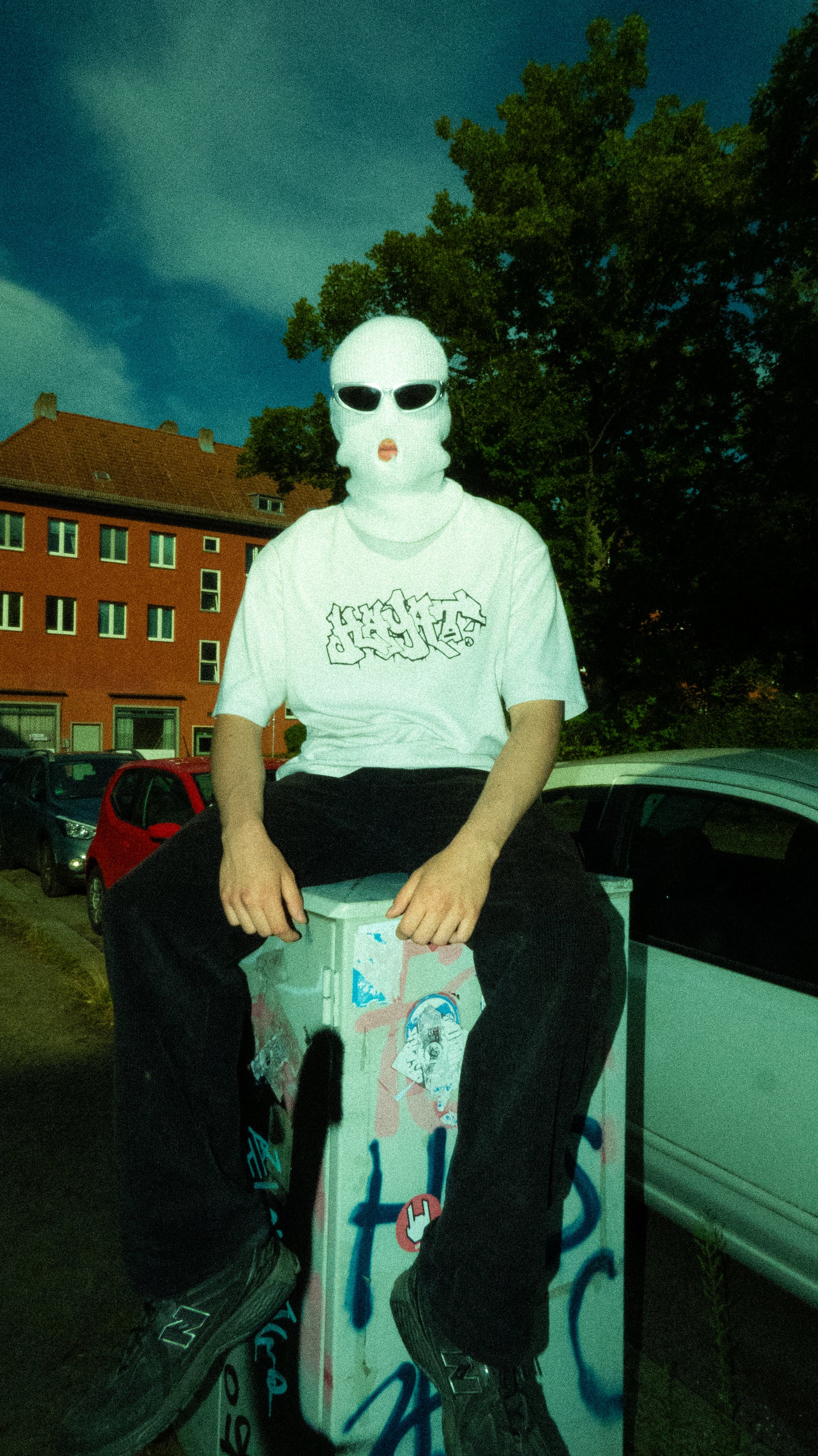 HAYAT GRAFF SHIRT WHITE